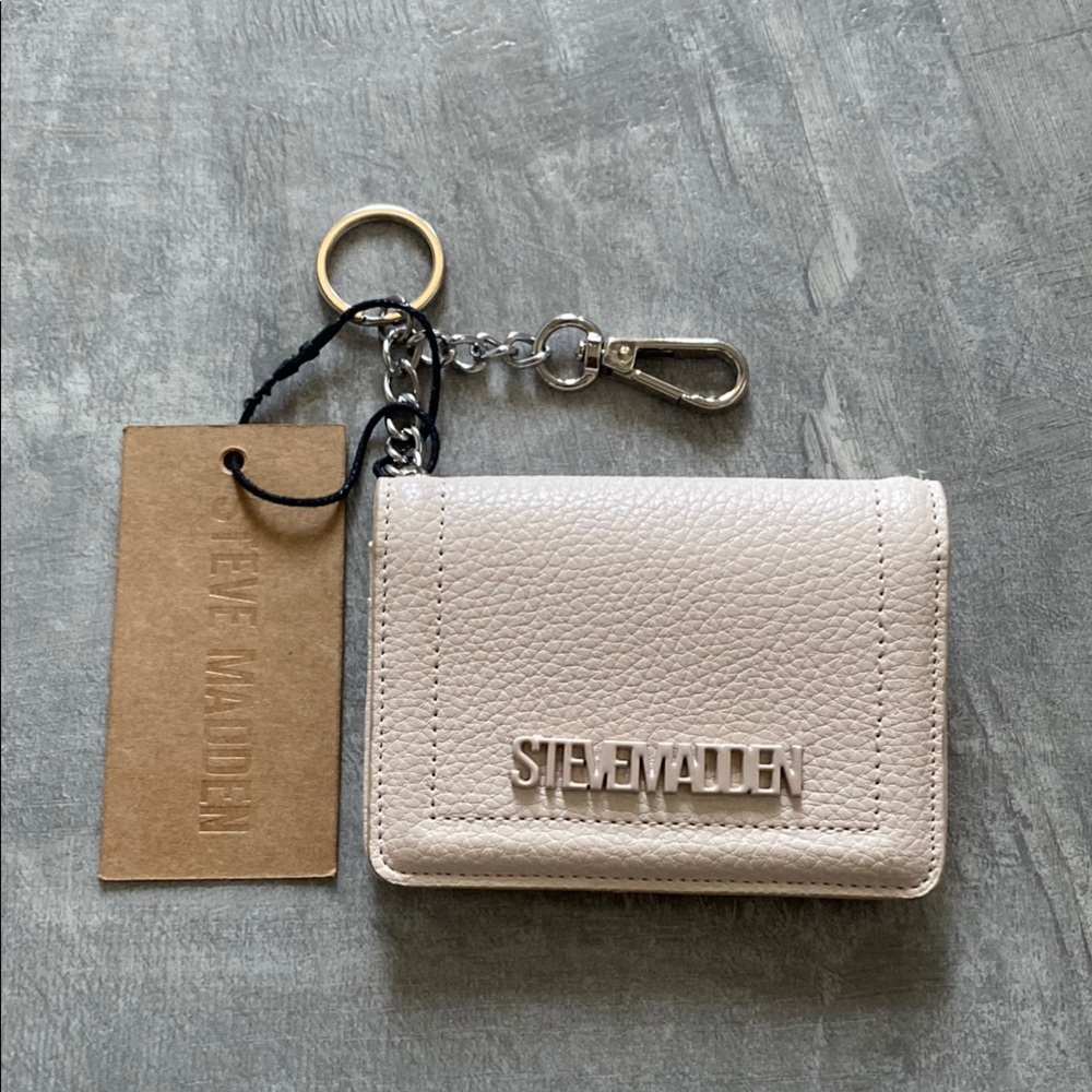 Steve Madden Cream Key & Card Holder with Chain
